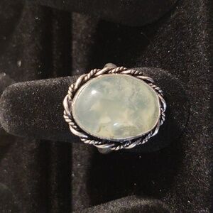 Prehnite ring, sz 9